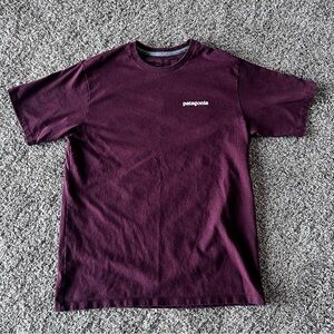 Patagonia - M's P-6 Logo Responsibili-Tee size XS